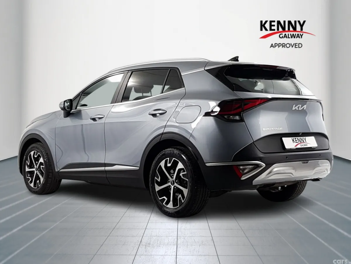 Kia Sportage MPV, Diesel, 2023, Grey