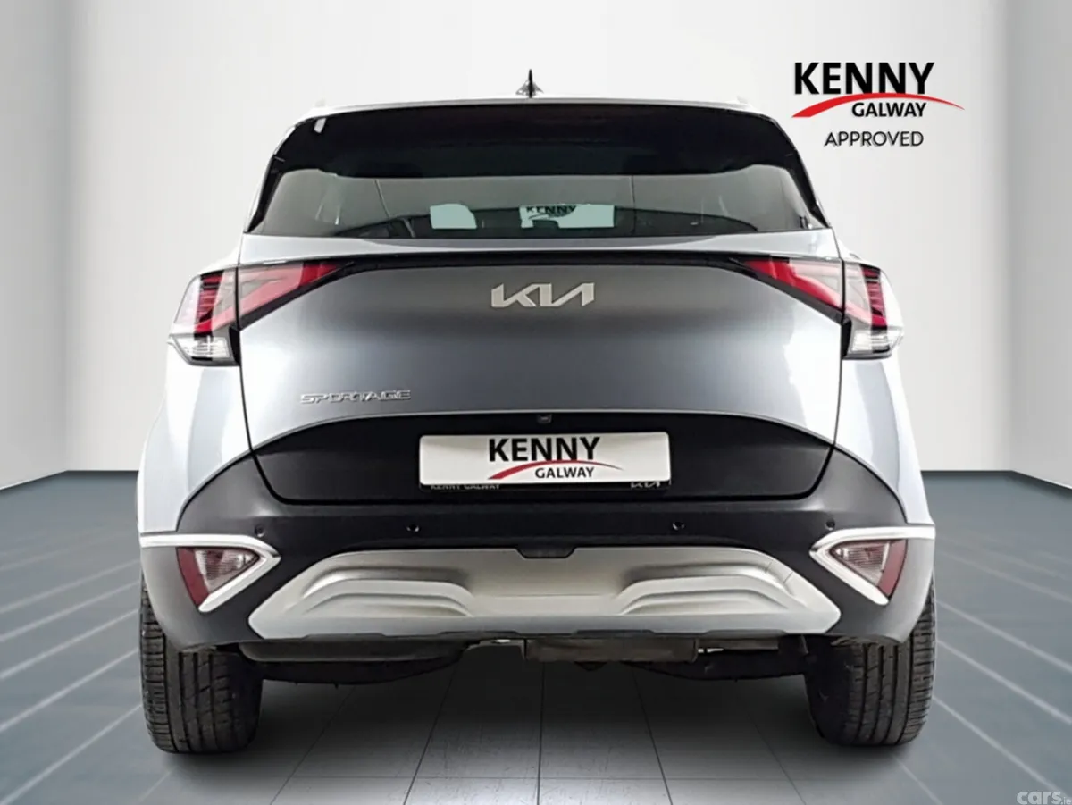 Kia Sportage MPV, Diesel, 2023, Grey