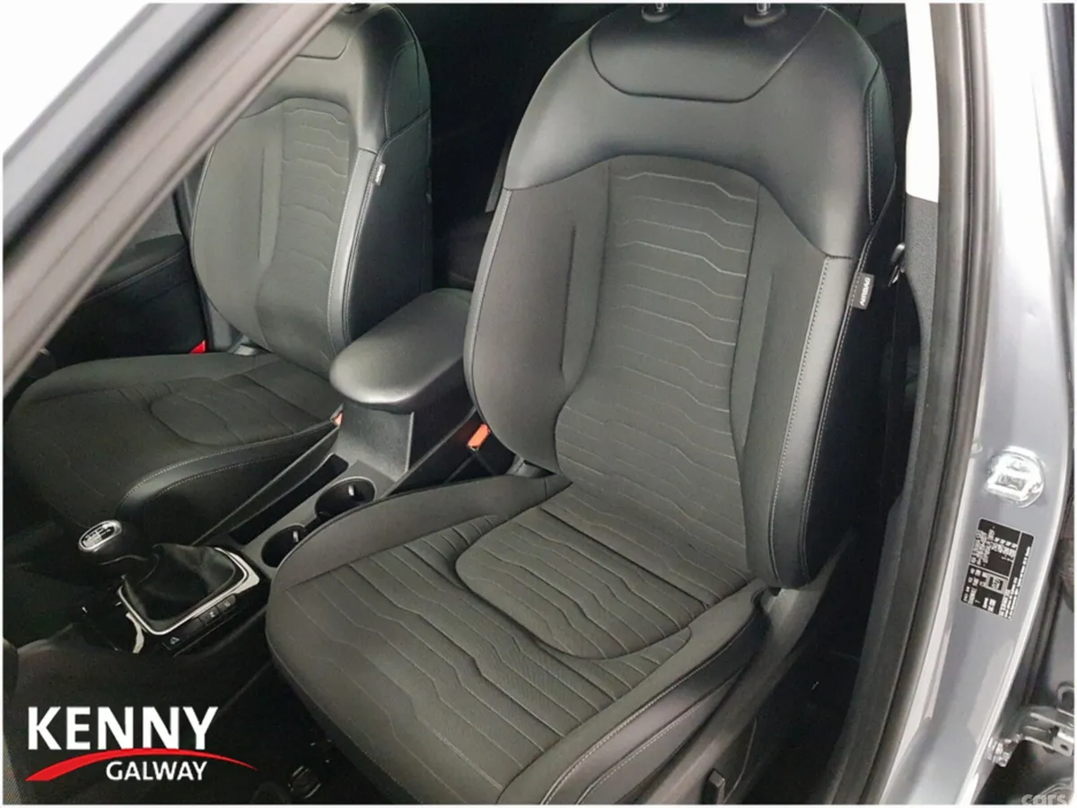 Kia Sportage MPV, Diesel, 2023, Grey