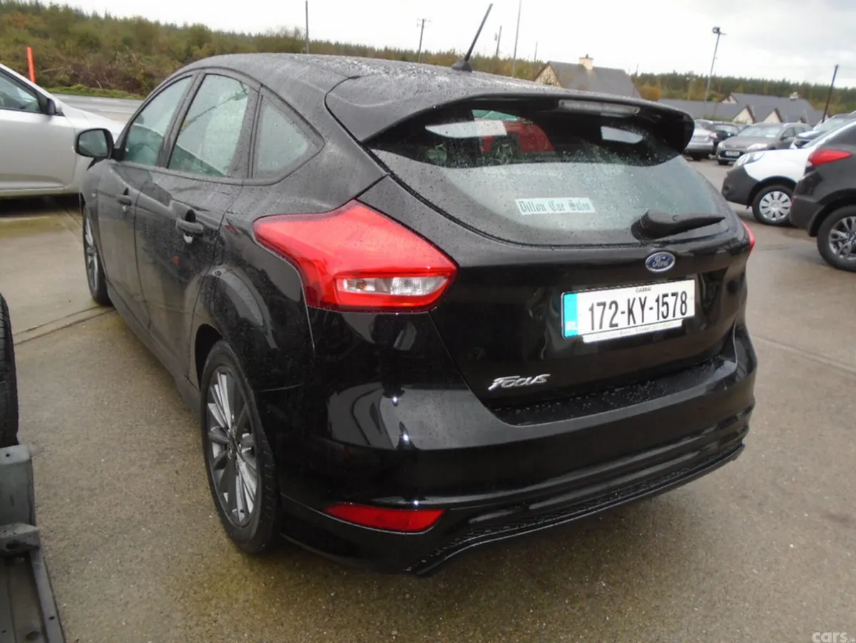 Ford Focus Hatchback, Petrol, 2017, Black