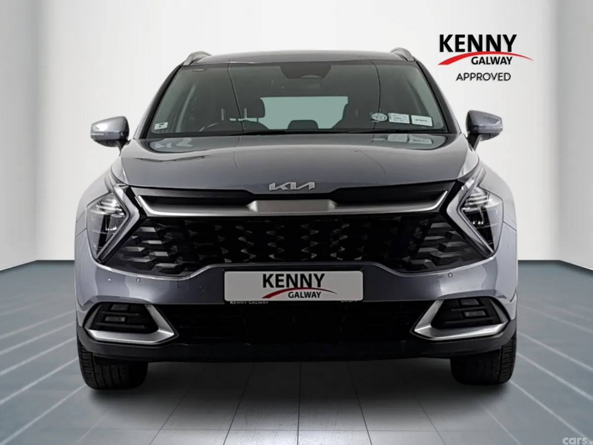 Kia Sportage MPV, Diesel, 2023, Grey