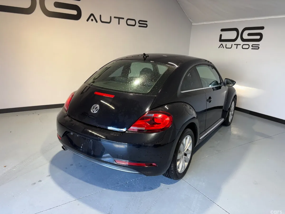 Volkswagen Beetle Hatchback, Petrol, 2017, Black