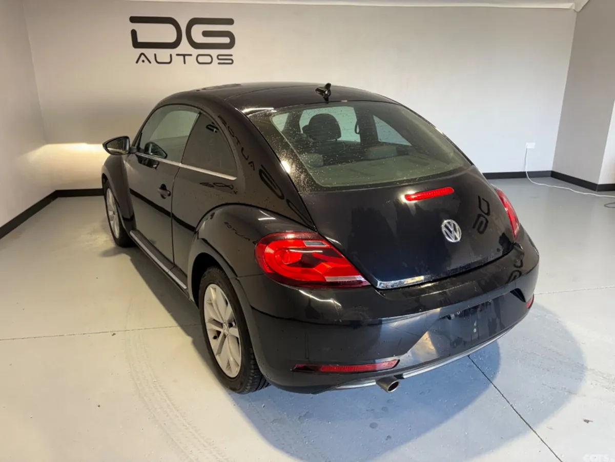 Volkswagen Beetle Hatchback, Petrol, 2017, Black
