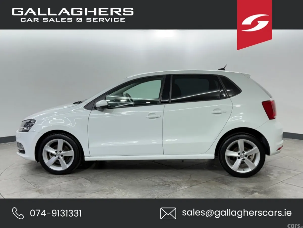 Volkswagen Polo Hatchback, Petrol, 2017, White
