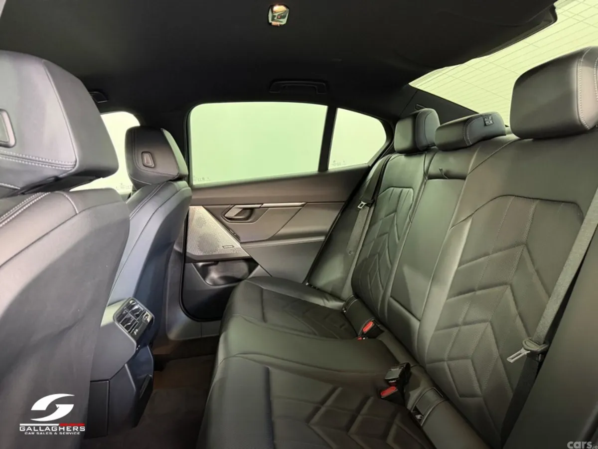 BMW 5-Series Saloon, Petrol Plug-in Hybrid, 2024, Grey