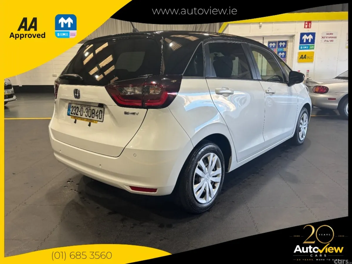 Honda Fit Hatchback, Petrol, 2023, White