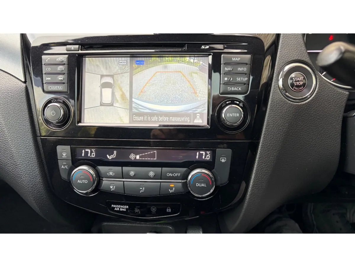 Toyota Yaris Hatchback, Petrol, 2024, Green