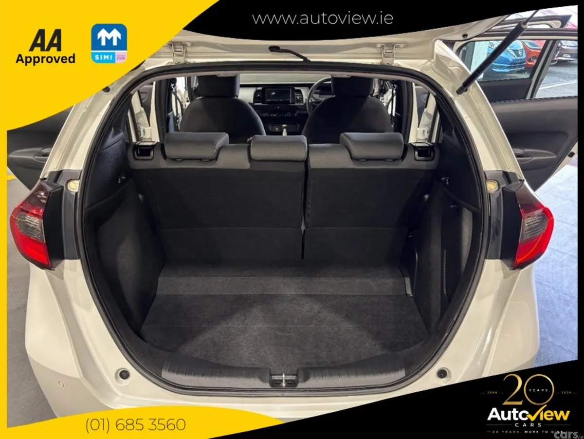 Honda Fit Hatchback, Petrol, 2023, White