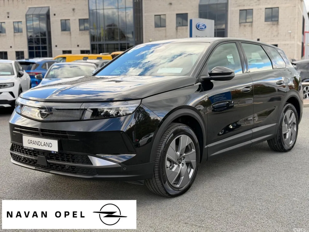 Opel Grandland SUV, Petrol Hybrid, 2027, Black