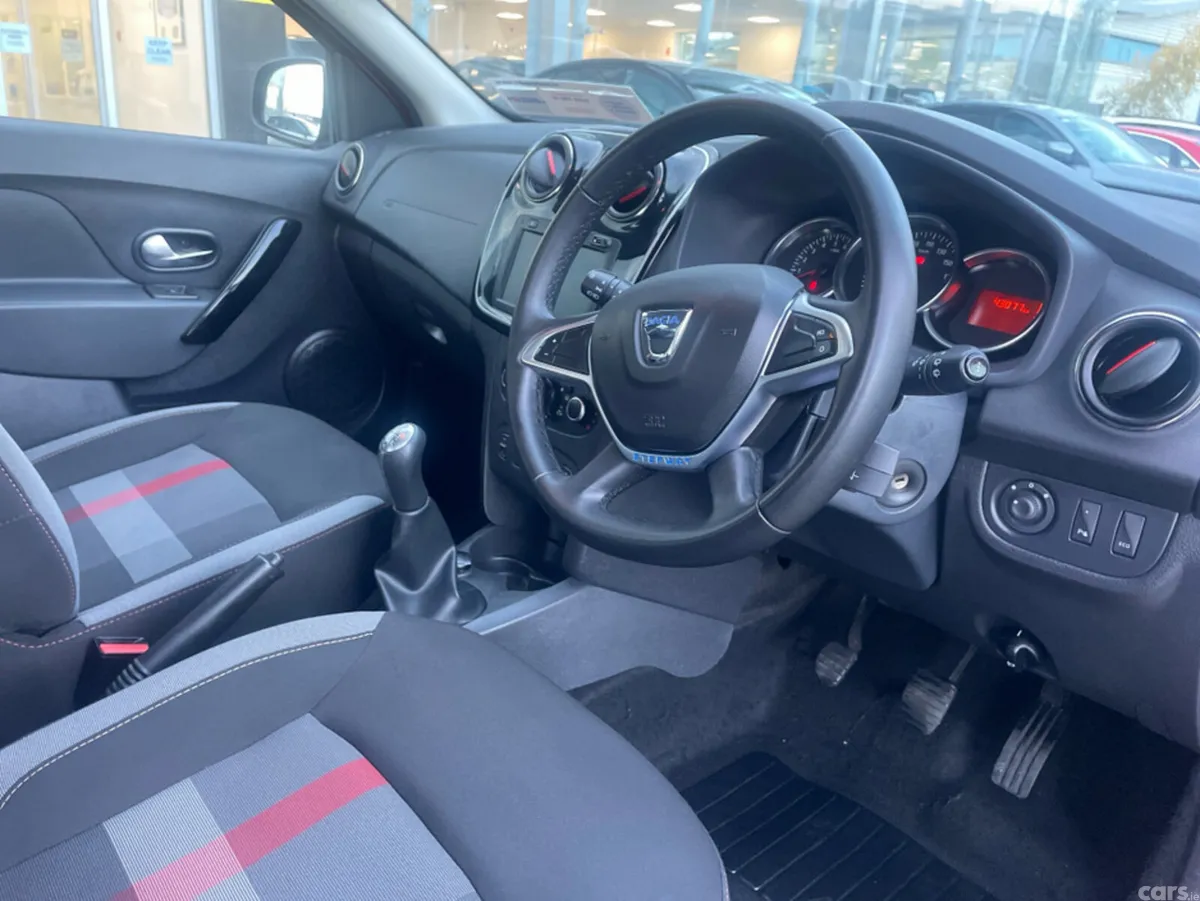 Dacia Sandero Hatchback, Petrol, 2020, Red