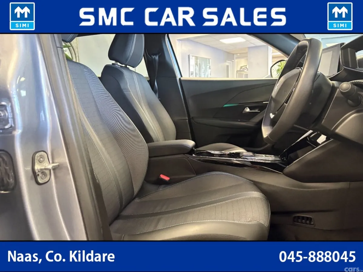 Peugeot 2008 MPV, Electric, 2023, Grey