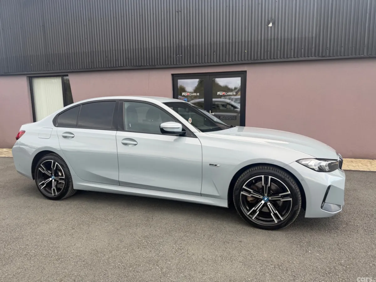 BMW 3-Series Saloon, Petrol Plug-in Hybrid, 2023, Grey