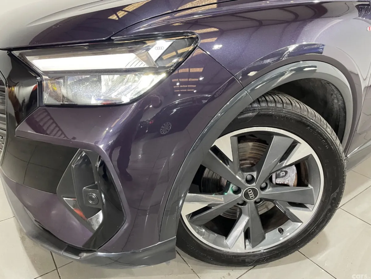 Audi Q4 e-tron Hatchback, Electric, 2023, Purple