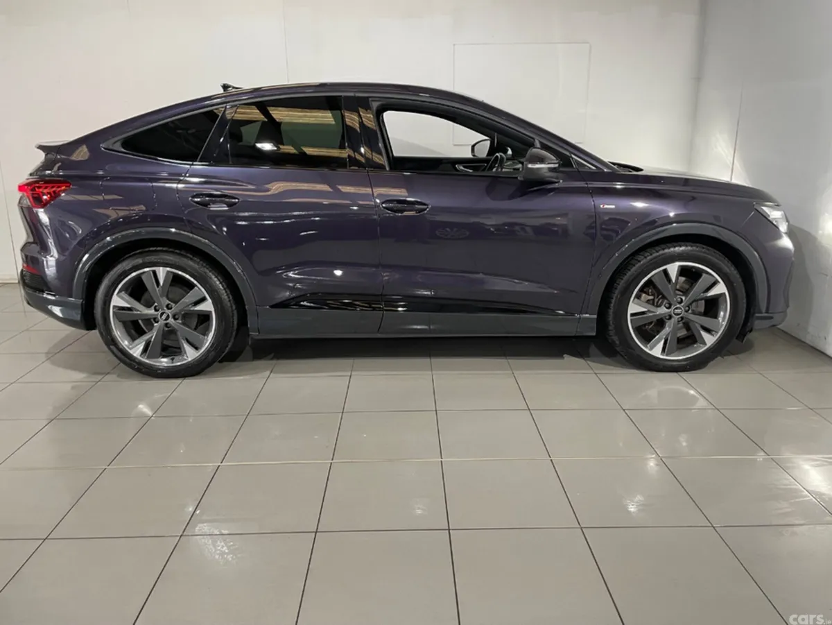 Audi Q4 e-tron Hatchback, Electric, 2023, Purple