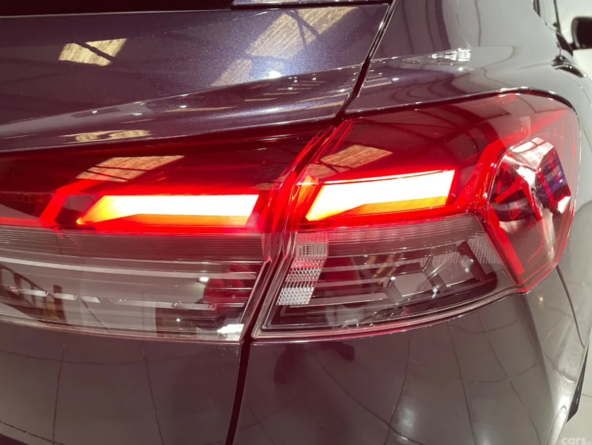 Audi Q4 e-tron Hatchback, Electric, 2023, Purple