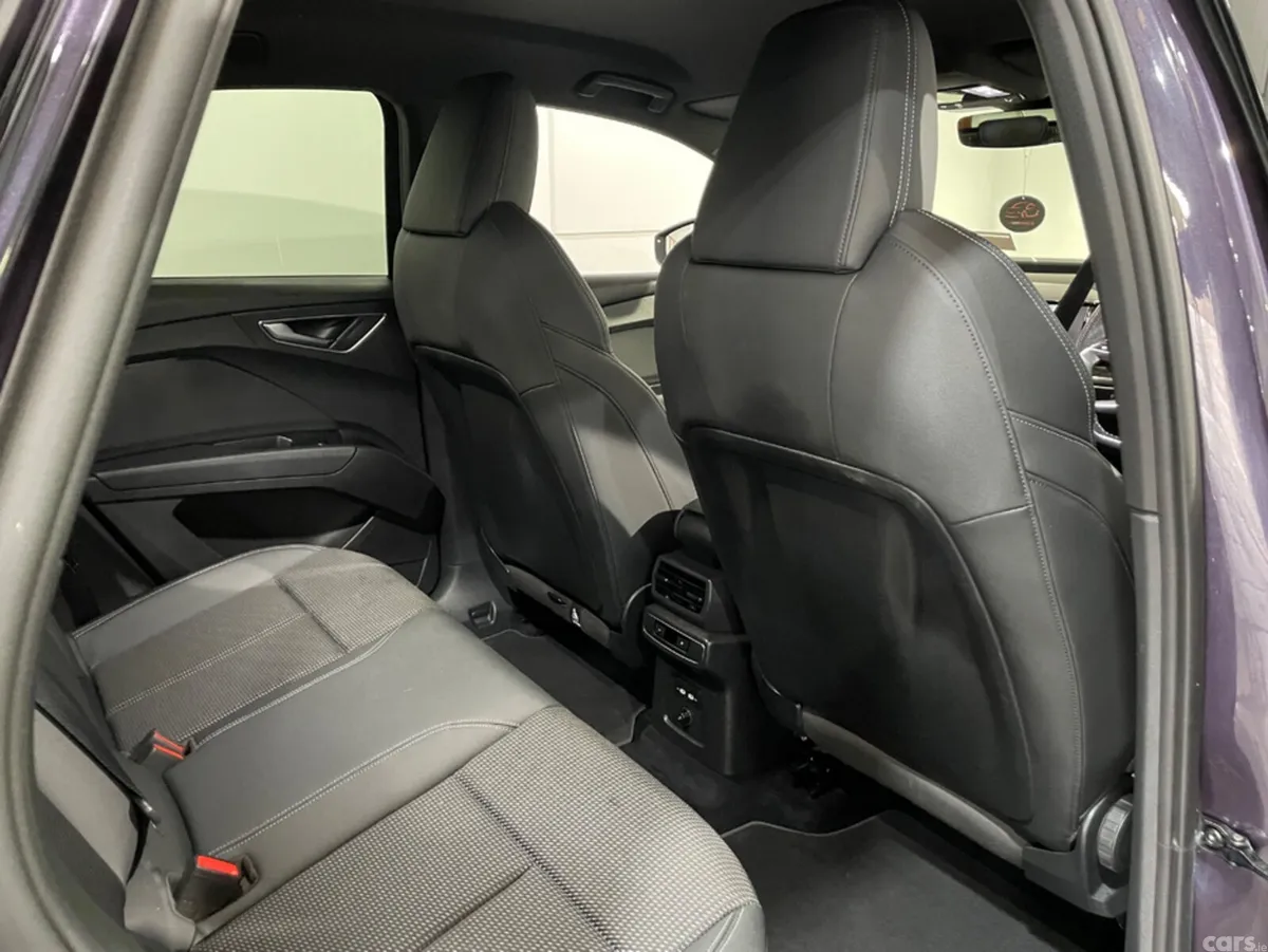 Audi Q4 e-tron Hatchback, Electric, 2023, Purple