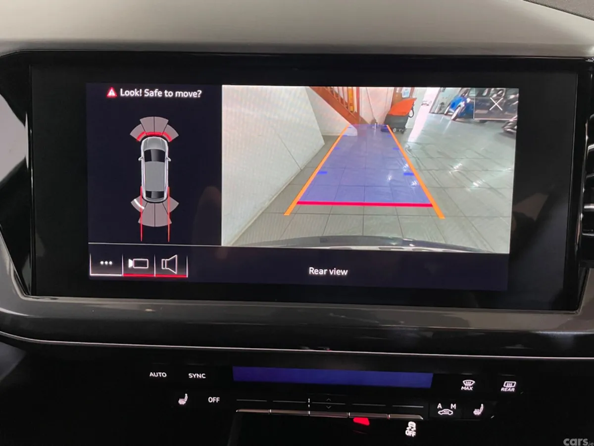 Audi Q4 e-tron Hatchback, Electric, 2023, Purple