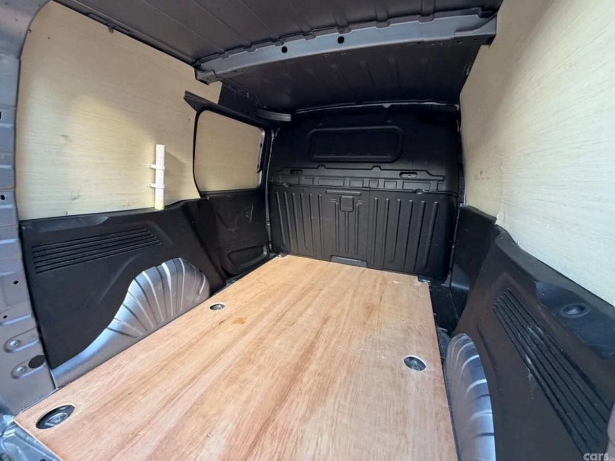 Citroen Berlingo Van, Diesel, 2024, Grey