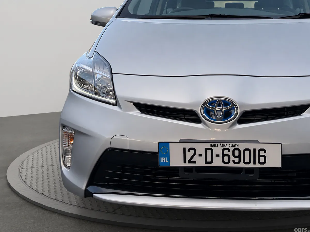 Toyota Prius Hatchback, Petrol Hybrid, 2012, Silver