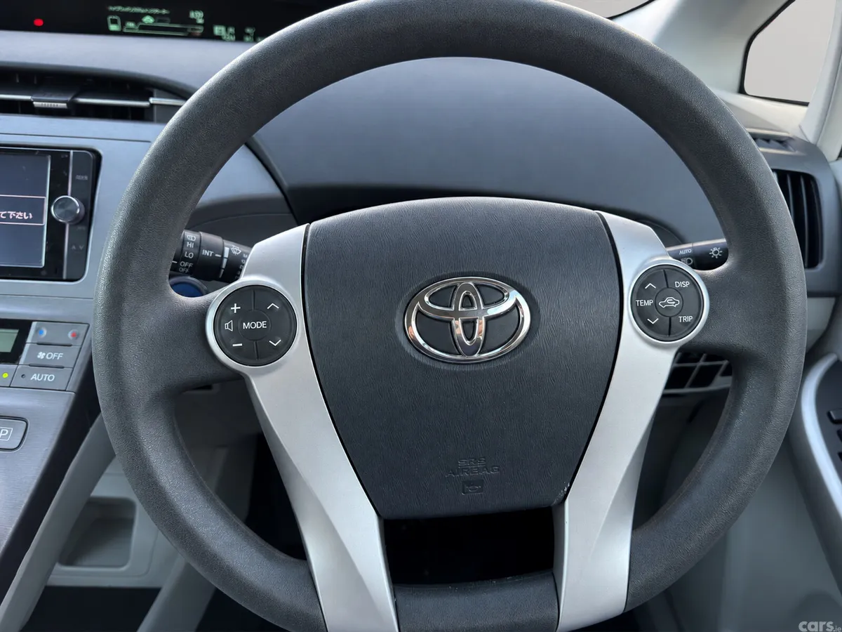 Toyota Prius Hatchback, Petrol Hybrid, 2013, White