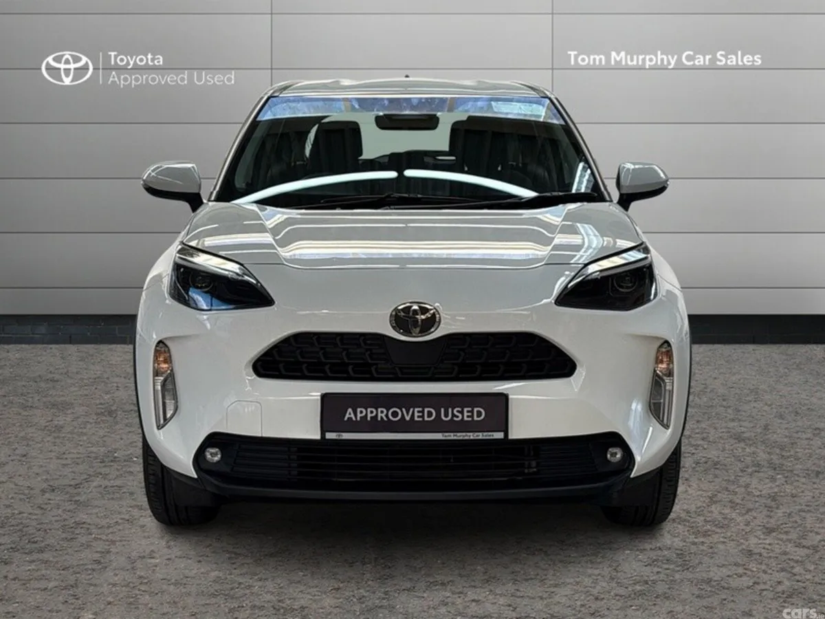 Toyota Yaris Cross Hatchback, Petrol Hybrid, 2026, White