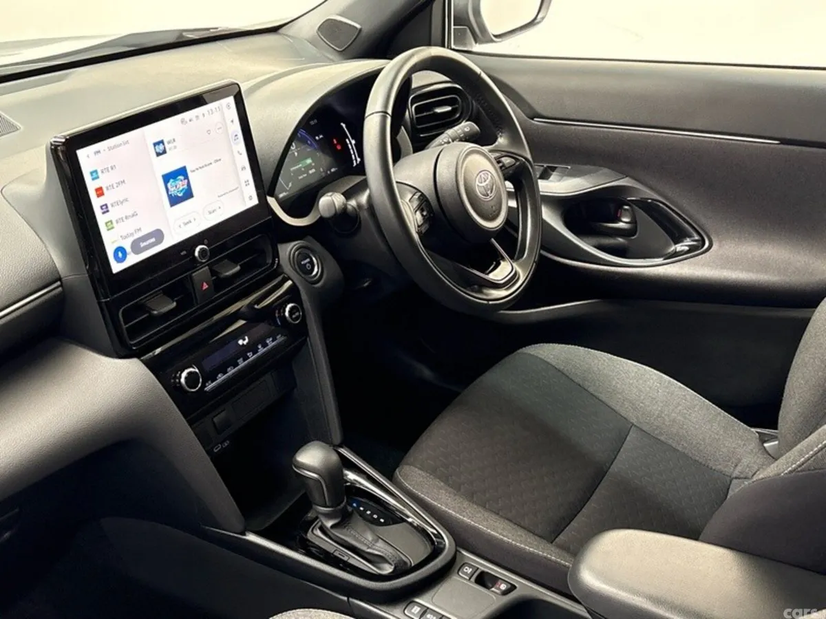 Toyota Yaris Cross SUV, Petrol Hybrid, 2026, Grey