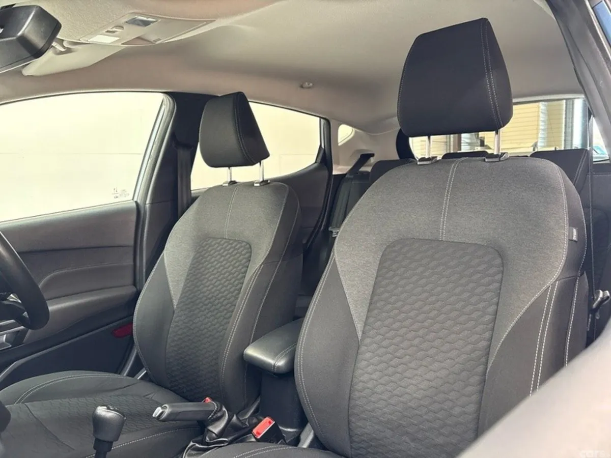 Ford Fiesta Hatchback, Petrol, 2023, Blue