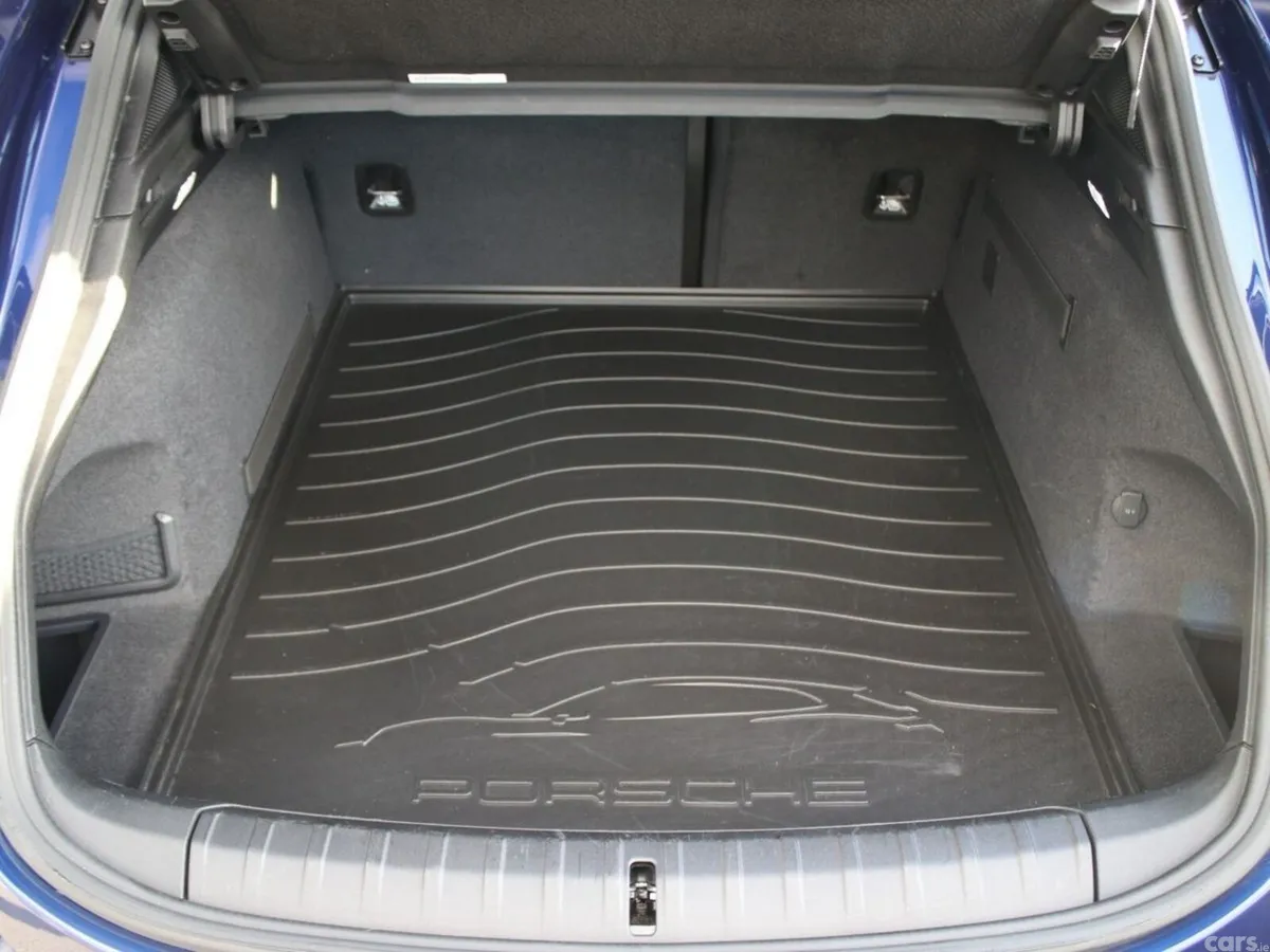 Porsche Taycan Estate, Electric, 2023, Blue