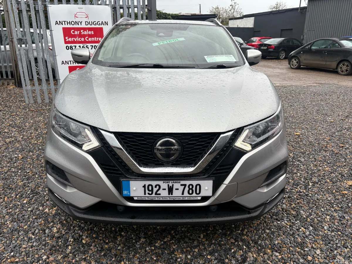 Nissan Qashqai MPV, Petrol, 2019, Grey