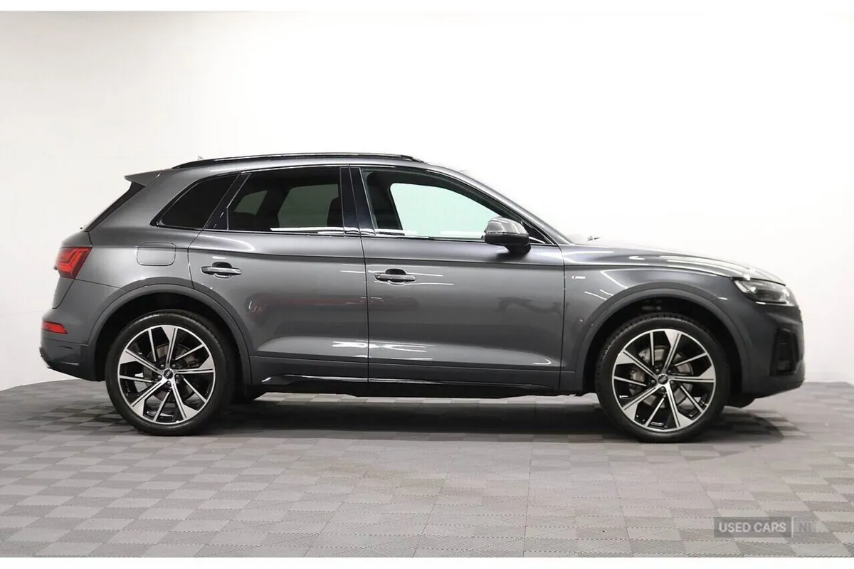 Audi Q5 SUV, Diesel, 2023, Grey