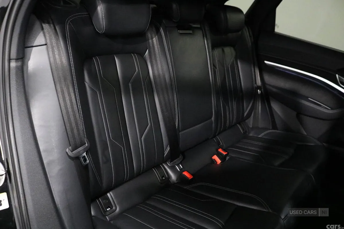 Audi Q8 SUV, Electric, 2023, Black