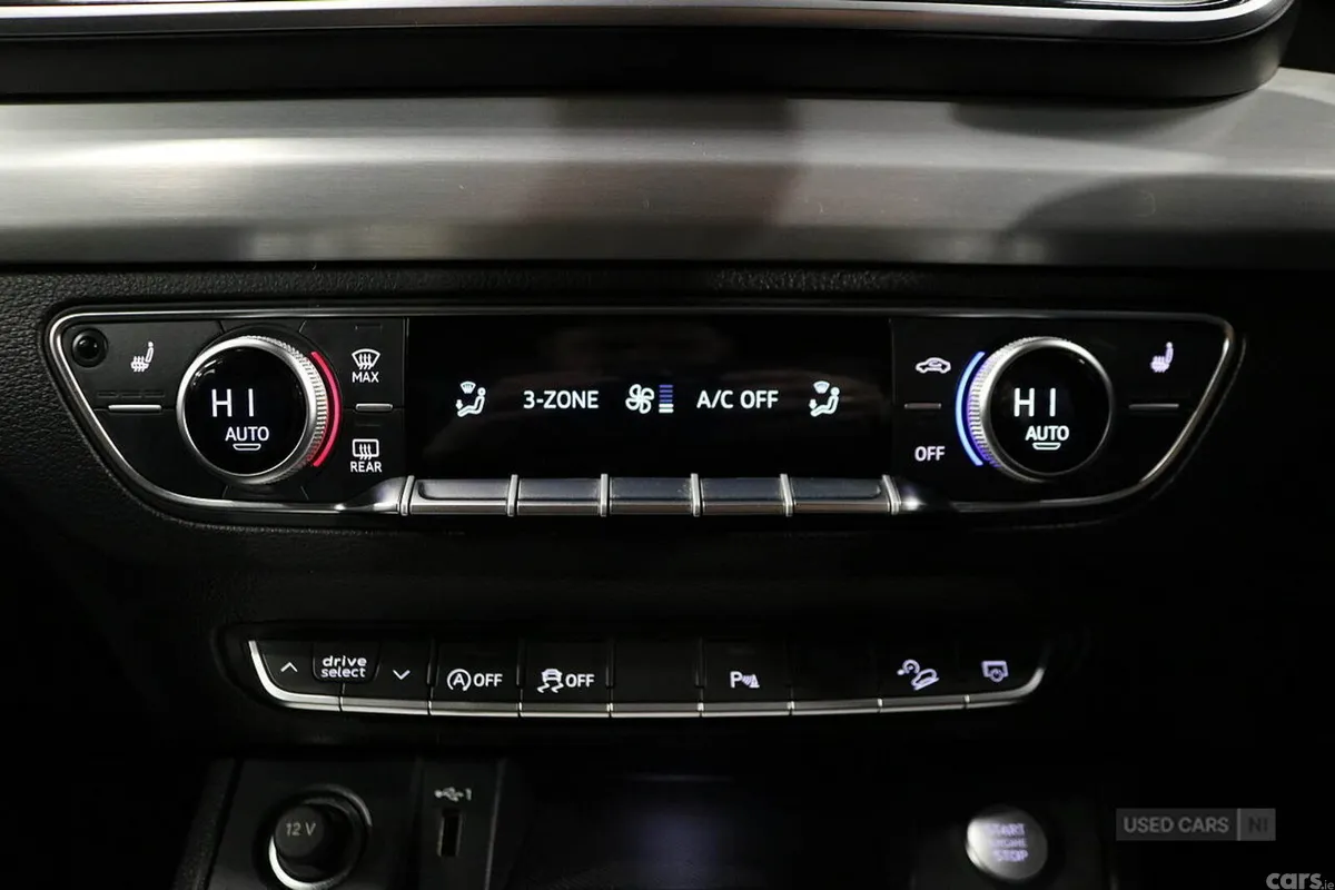 Audi Q5 SUV, Diesel, 2023, Grey