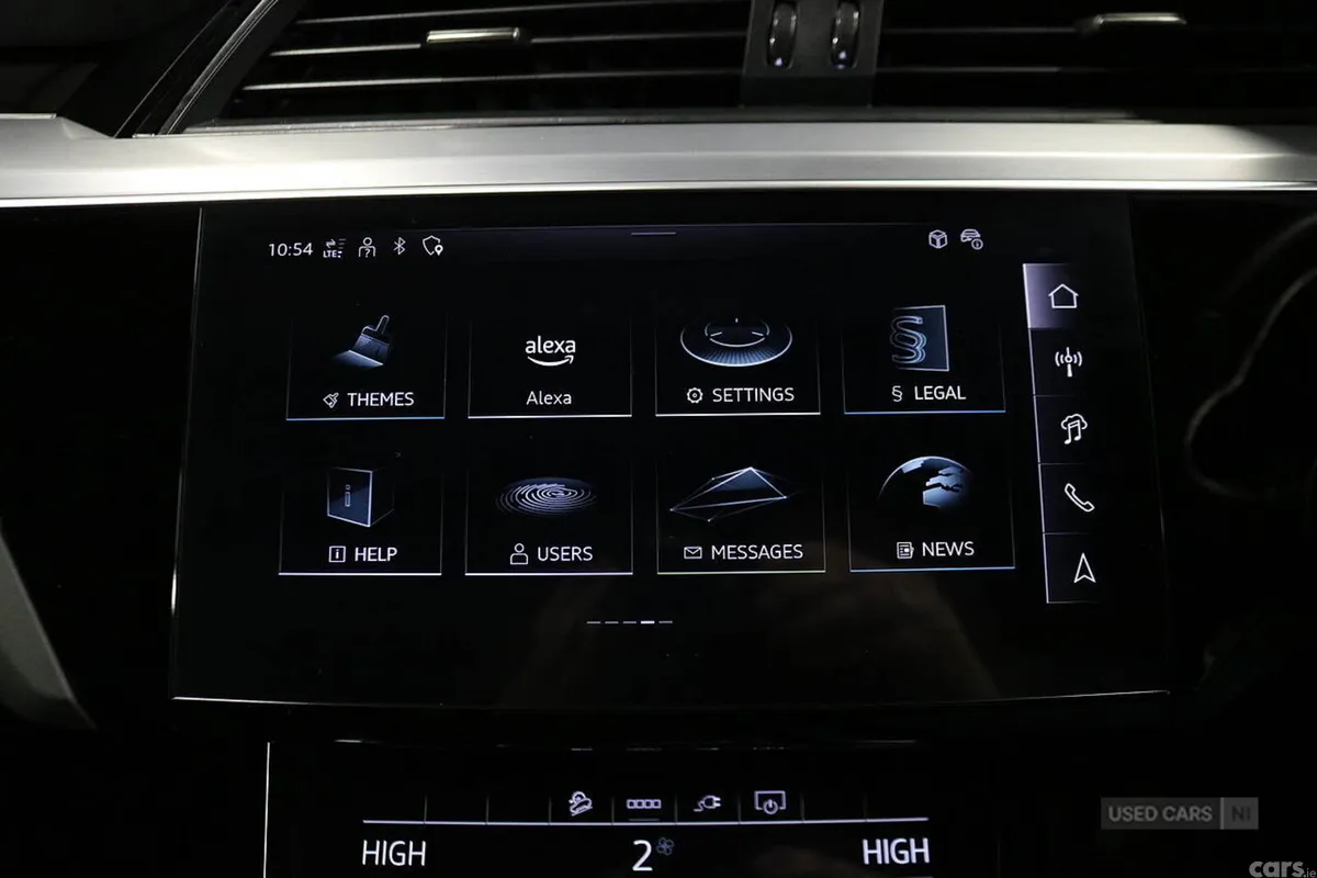 Audi Q8 SUV, Electric, 2023, Black