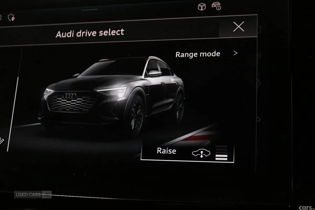Audi Q8 SUV, Electric, 2023, Black