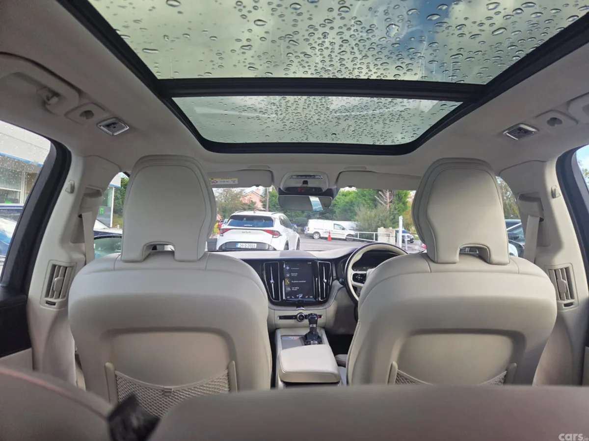 Volvo XC60 Estate, Diesel, 2020, Grey
