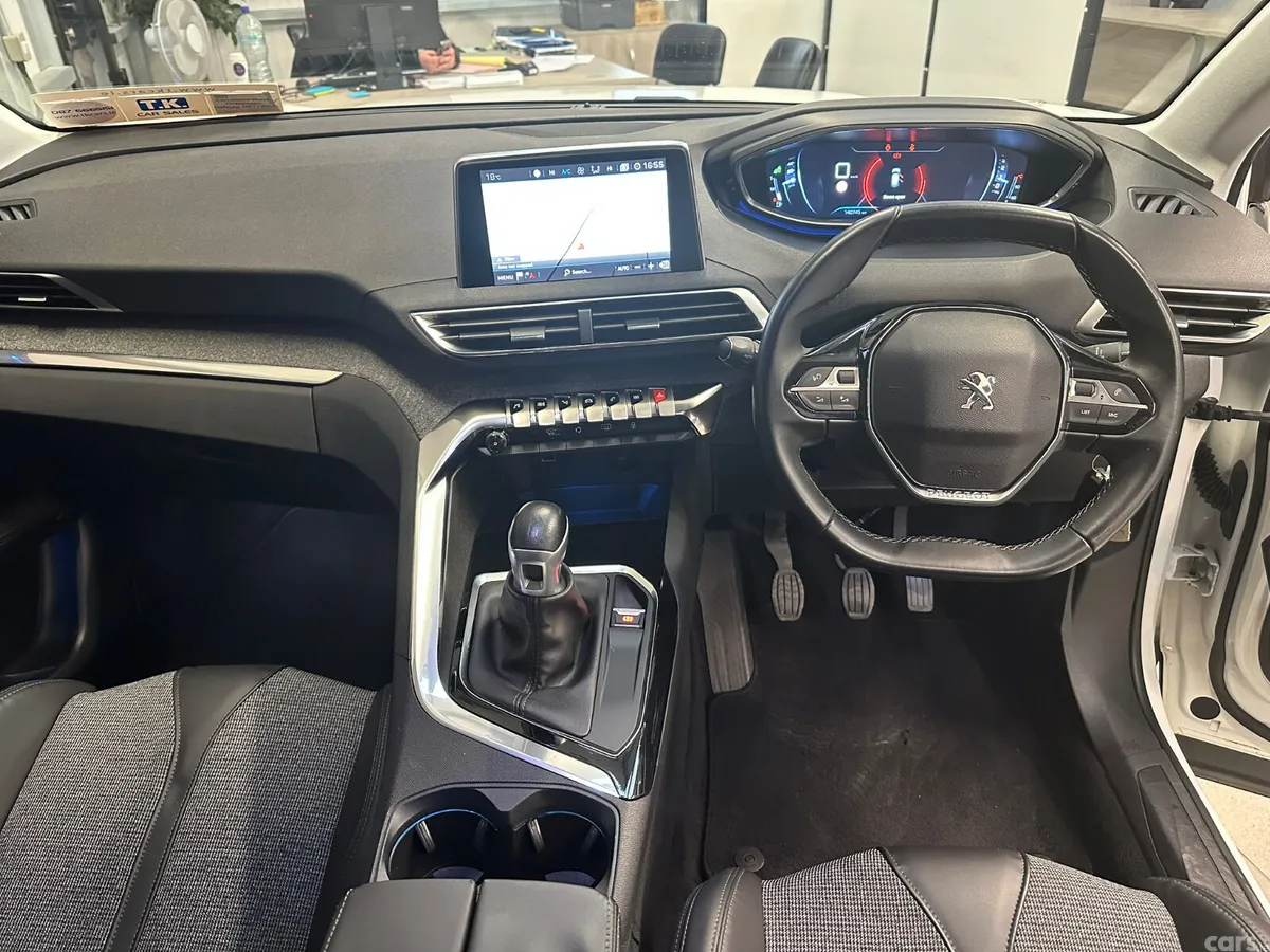 Peugeot 3008 SUV, Diesel, 2017, White
