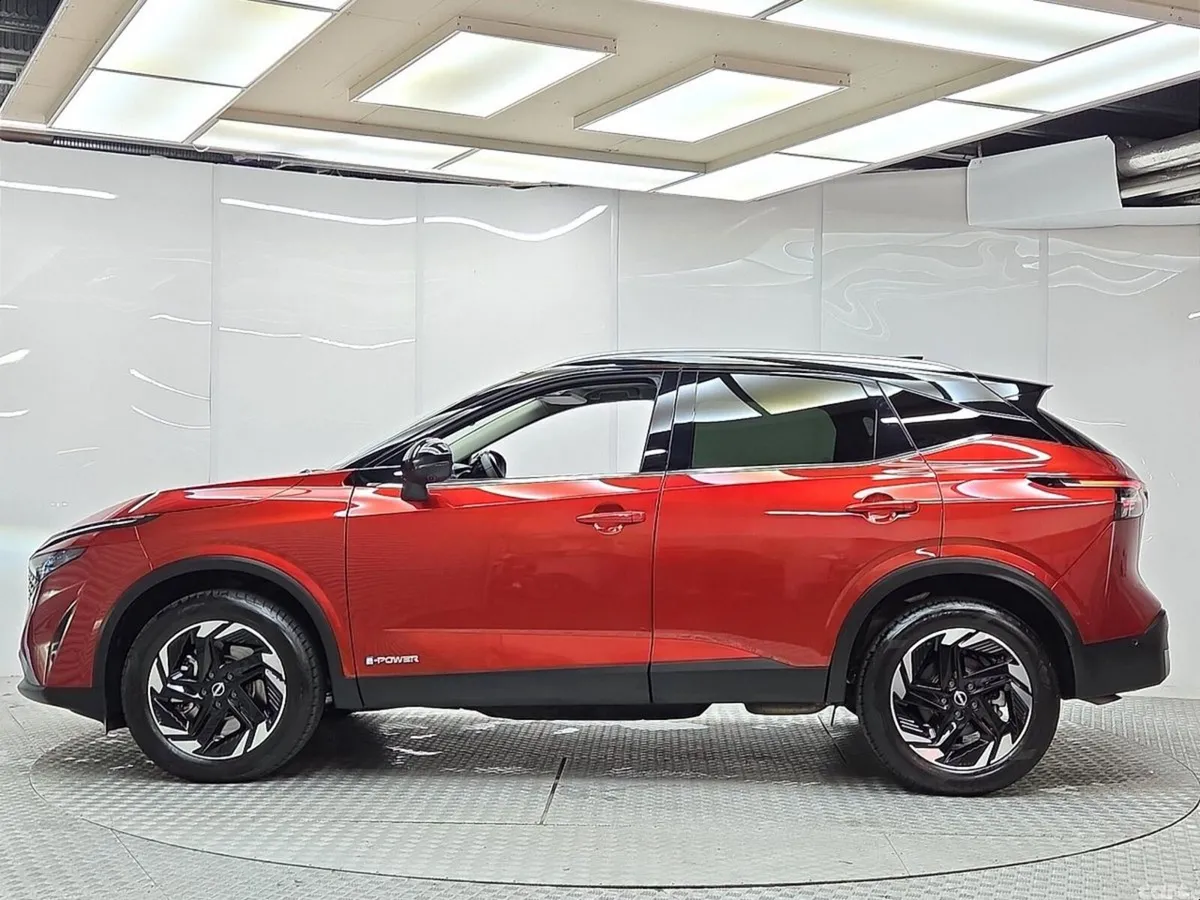 Nissan Qashqai MPV, Petrol Hybrid, 2026, Red