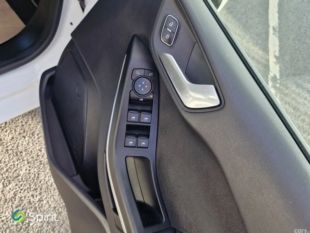 Ford Fiesta Hatchback, Petrol, 2024, White