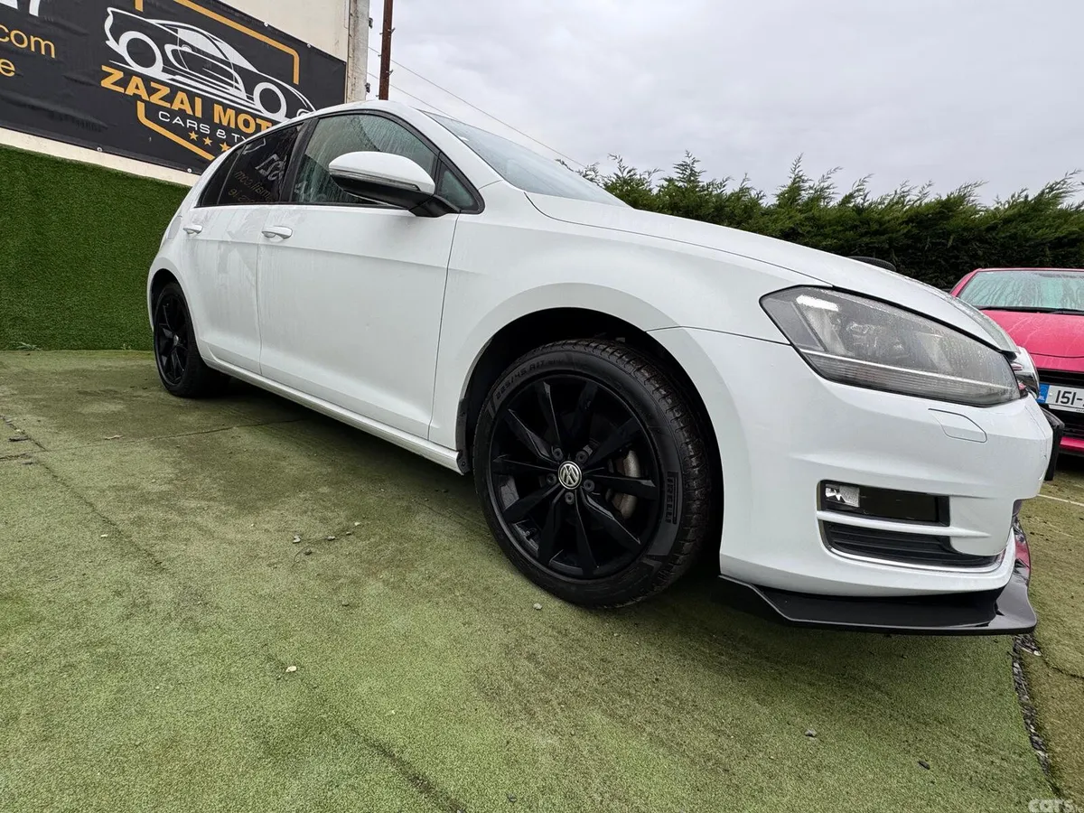 Volkswagen Golf Hatchback, Petrol, 2015, White