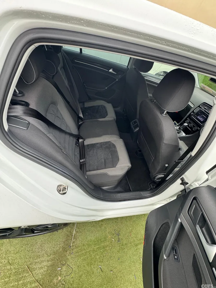 Volkswagen Golf Hatchback, Petrol, 2015, White