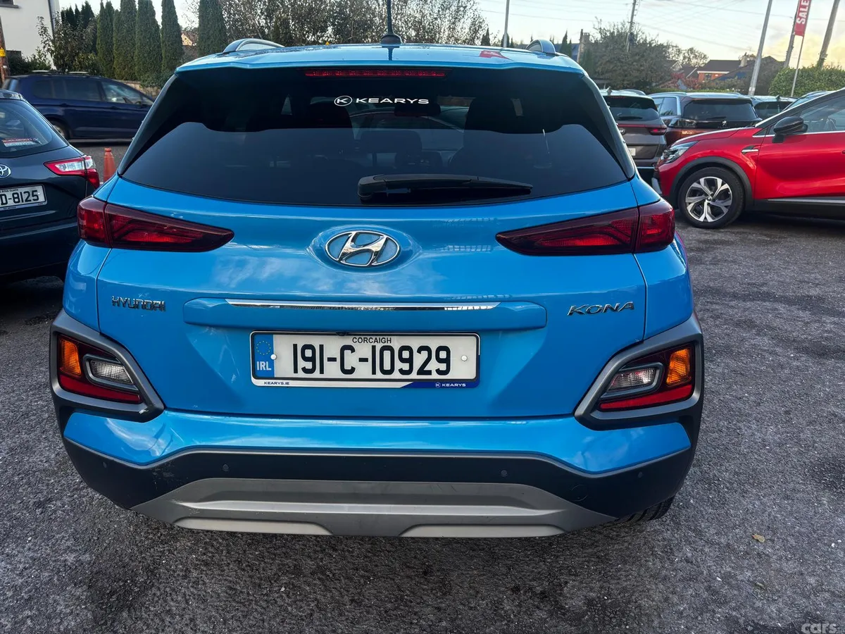 Hyundai KONA MPV, Petrol, 2019, Blue