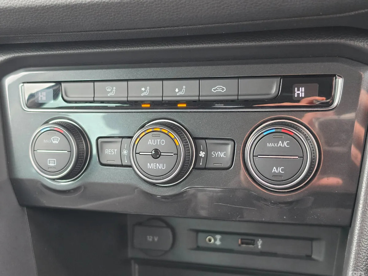 Volkswagen Tiguan SUV, Diesel, 2016, Black