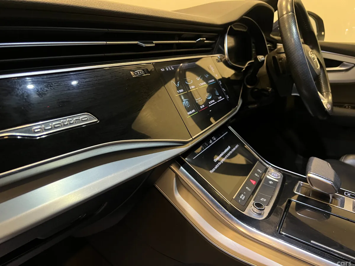 Audi Q7 SUV, Diesel, 2020, Blue