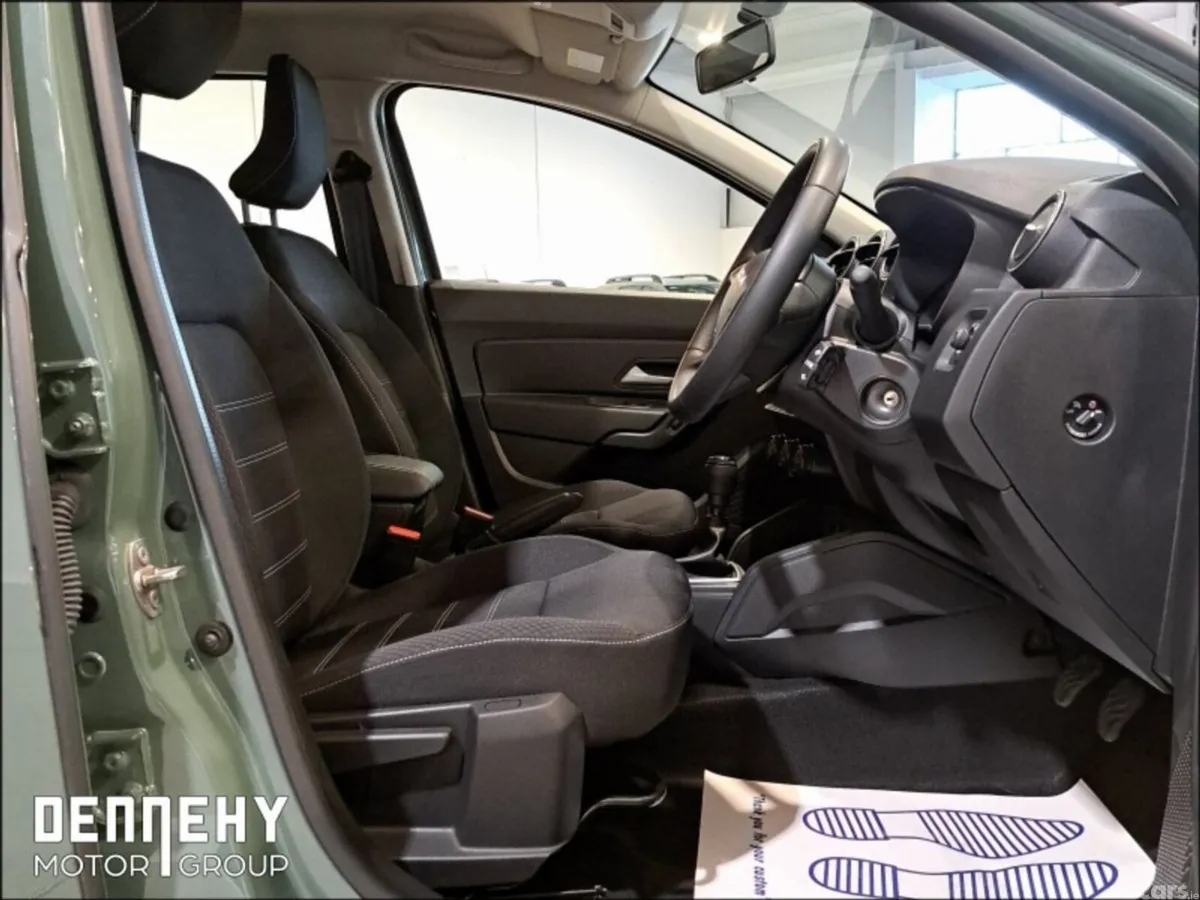 Dacia Duster SUV, Diesel, 2023, Grey