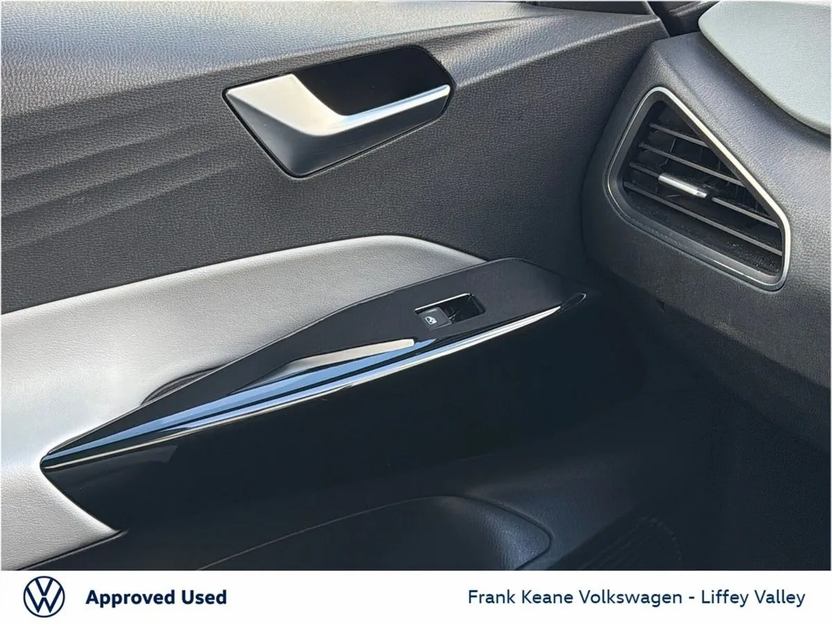 Volkswagen ID.3 Hatchback, Electric, 2023, White