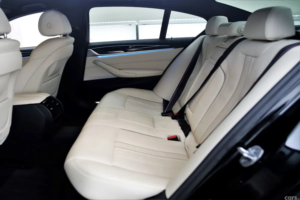 BMW 5-Series Saloon, Petrol Plug-in Hybrid, 2023, Black