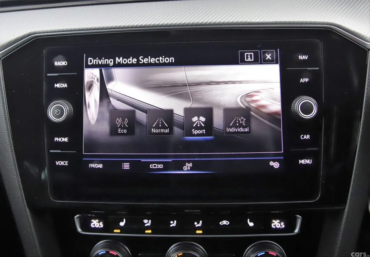 Volkswagen Passat Estate, Diesel, 2020, Grey