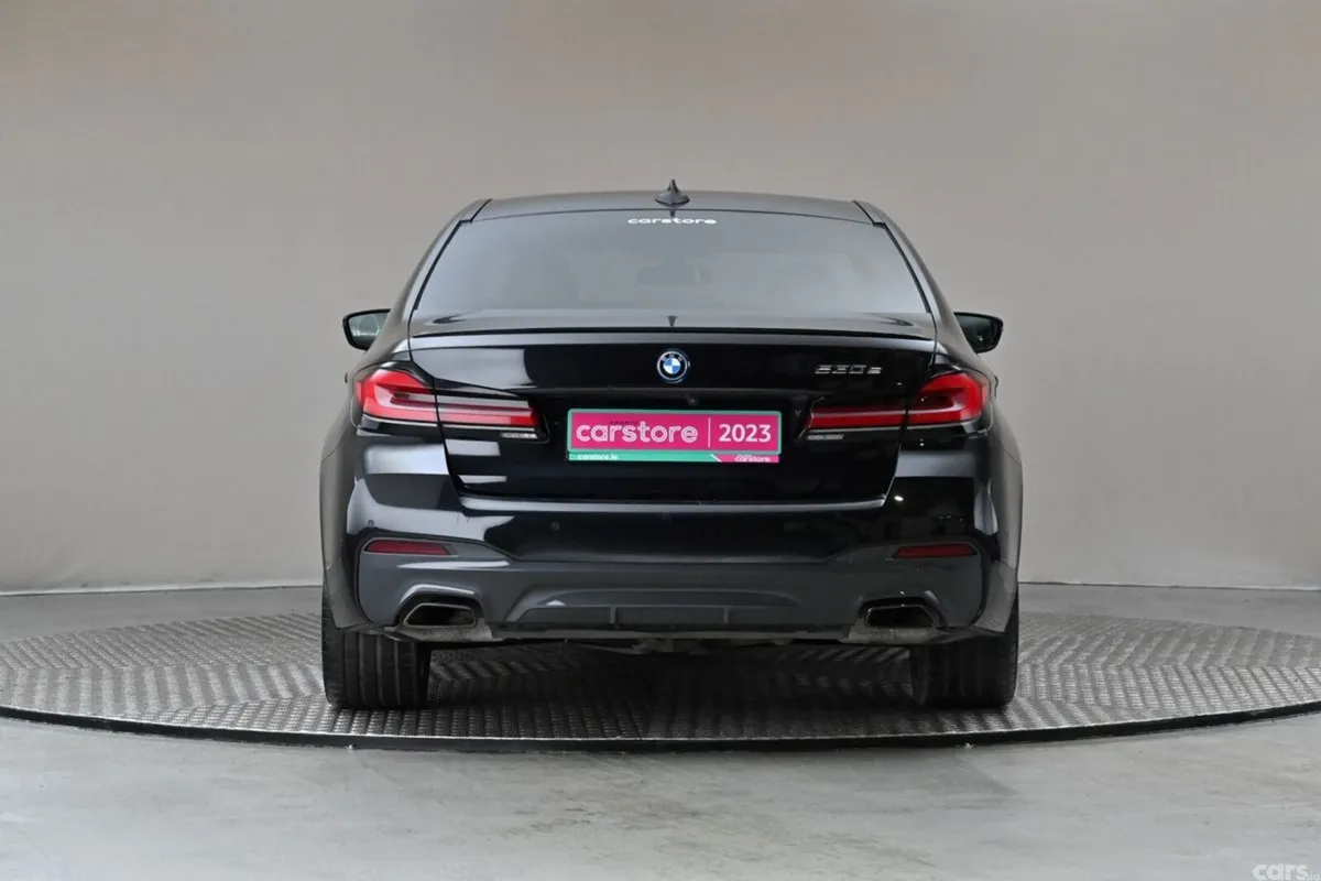 BMW 5-Series Saloon, Petrol Plug-in Hybrid, 2023, Black
