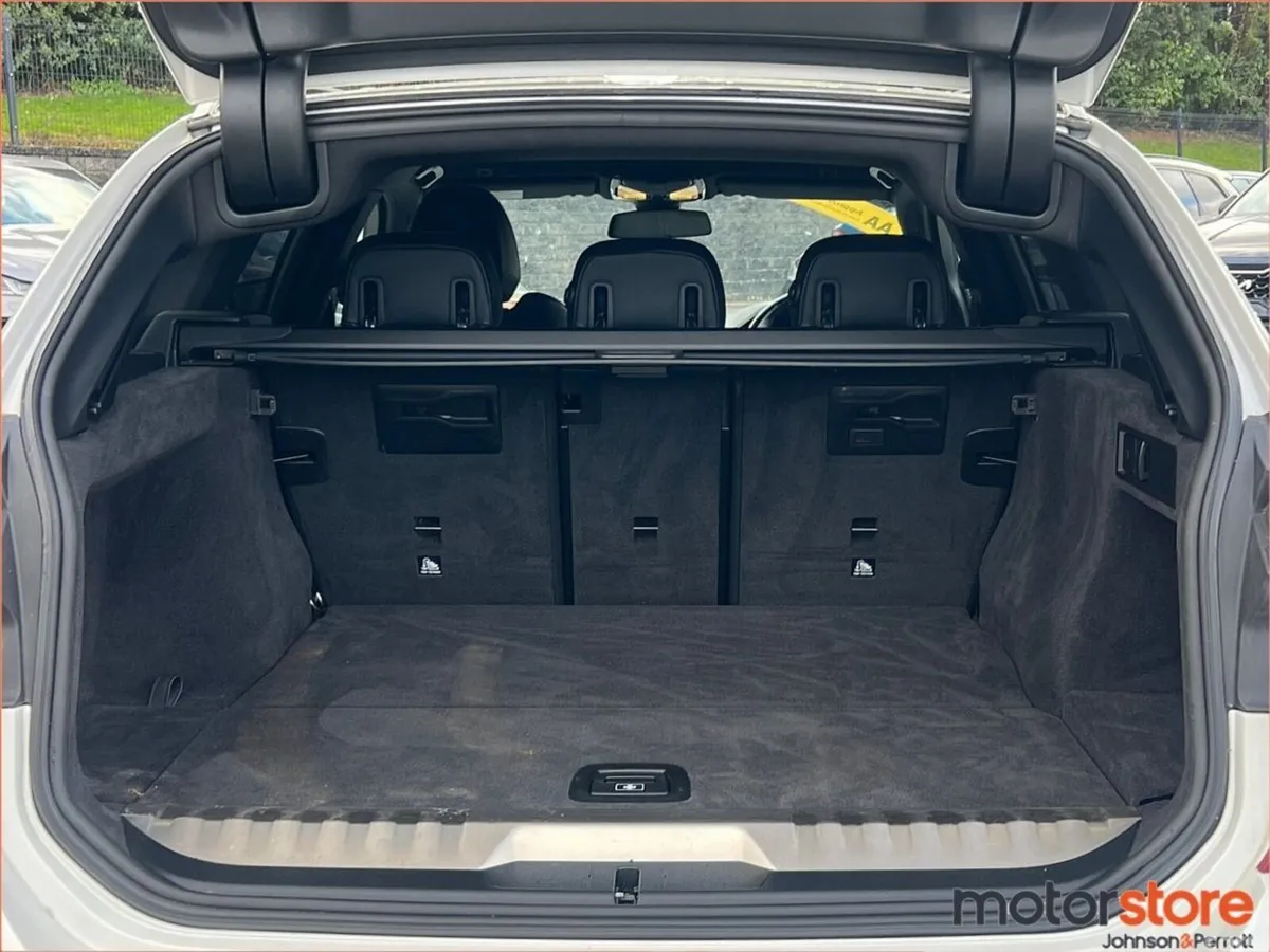 BMW 3-Series Estate, Petrol Plug-in Hybrid, 2022, White