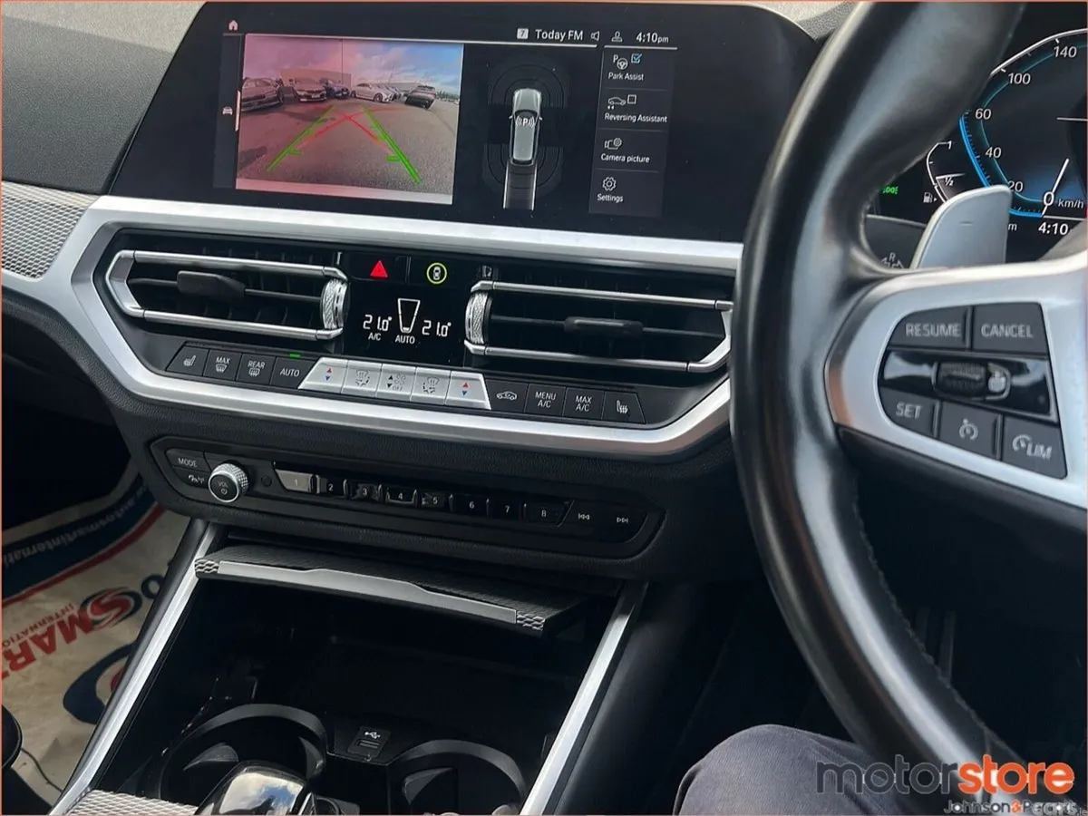 BMW 3-Series Estate, Petrol Plug-in Hybrid, 2022, White